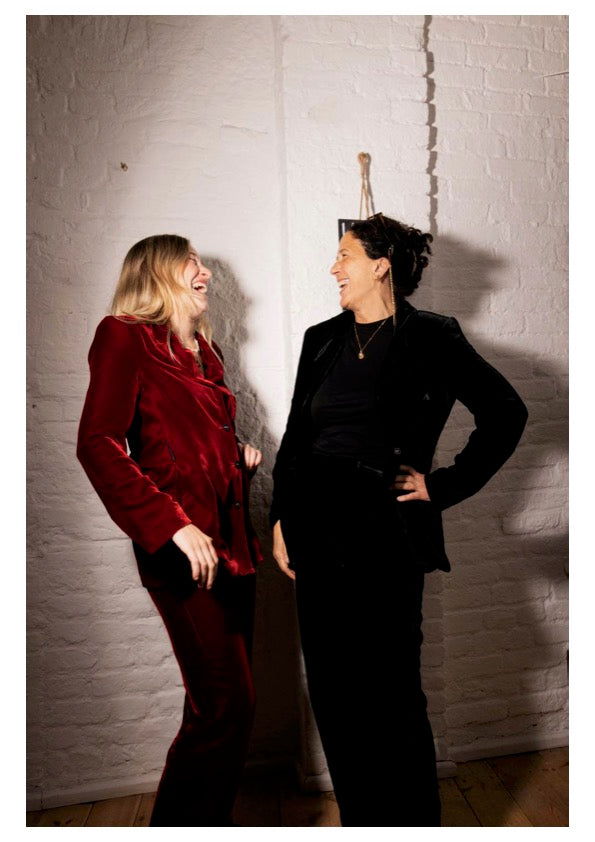 <strong>About Us</strong><br><br>As friends from different generations, we set out to build a fashion brand with a transparent supply chain that feels as good on the inside as it looks on the outside — creating timeless, lasting pieces for all ages
