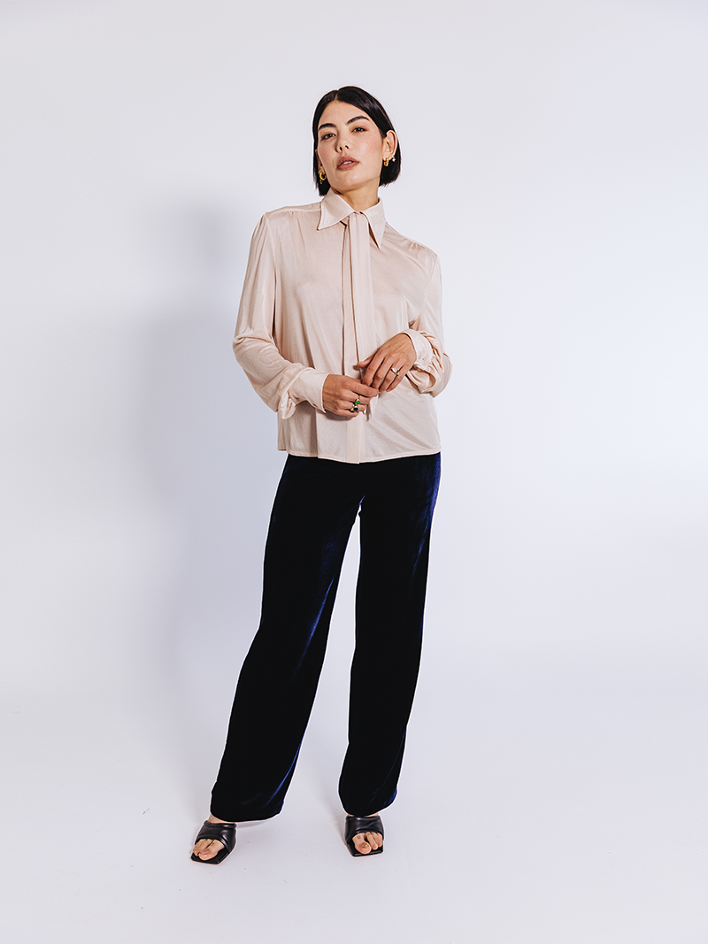 woman modelling Slinky Pique Shirt in blush